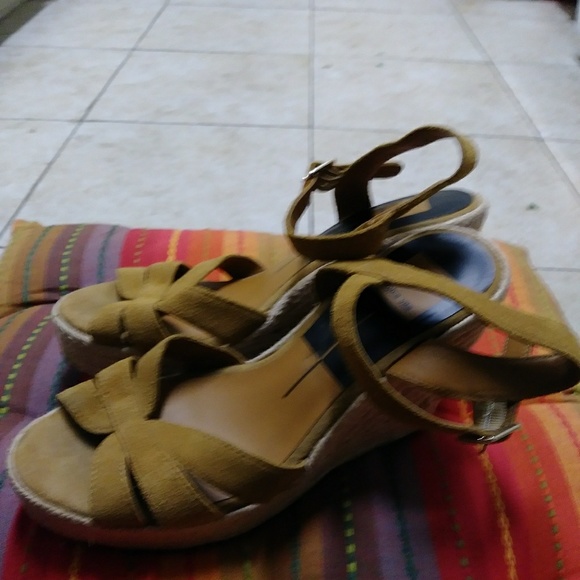 Dolce vita wedges - Picture 3 of 4